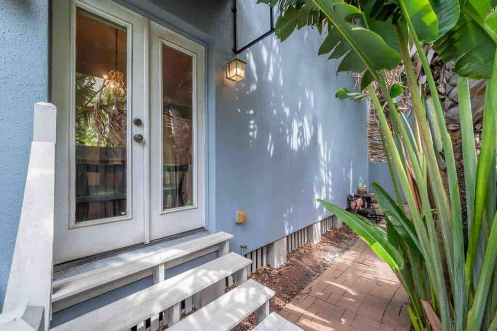 Nawlins Vibe With Rooftop Verandah Near Riverwalk And Downtown タンパ エクステリア 写真